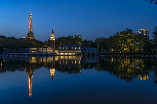 [Shenzhen 6-Day Tour: Mountains, Sea, and City Highlights] Lianhuashan Park + Huaqiangbei + Ping An Finance Center Cloud Sightseeing Deck + Dameisha Beach + Jiaochangwei + Yantian District + Sea World + Shenzhen Night Cruise + High-Altitude Afternoon Tea in the Clouds